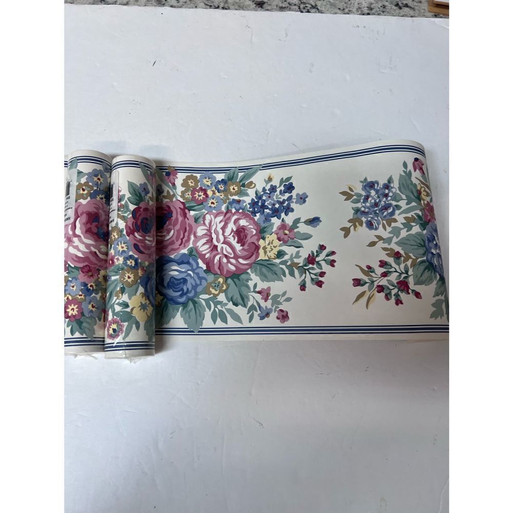 American Spirit Floral wallpaper border 3 Rolls